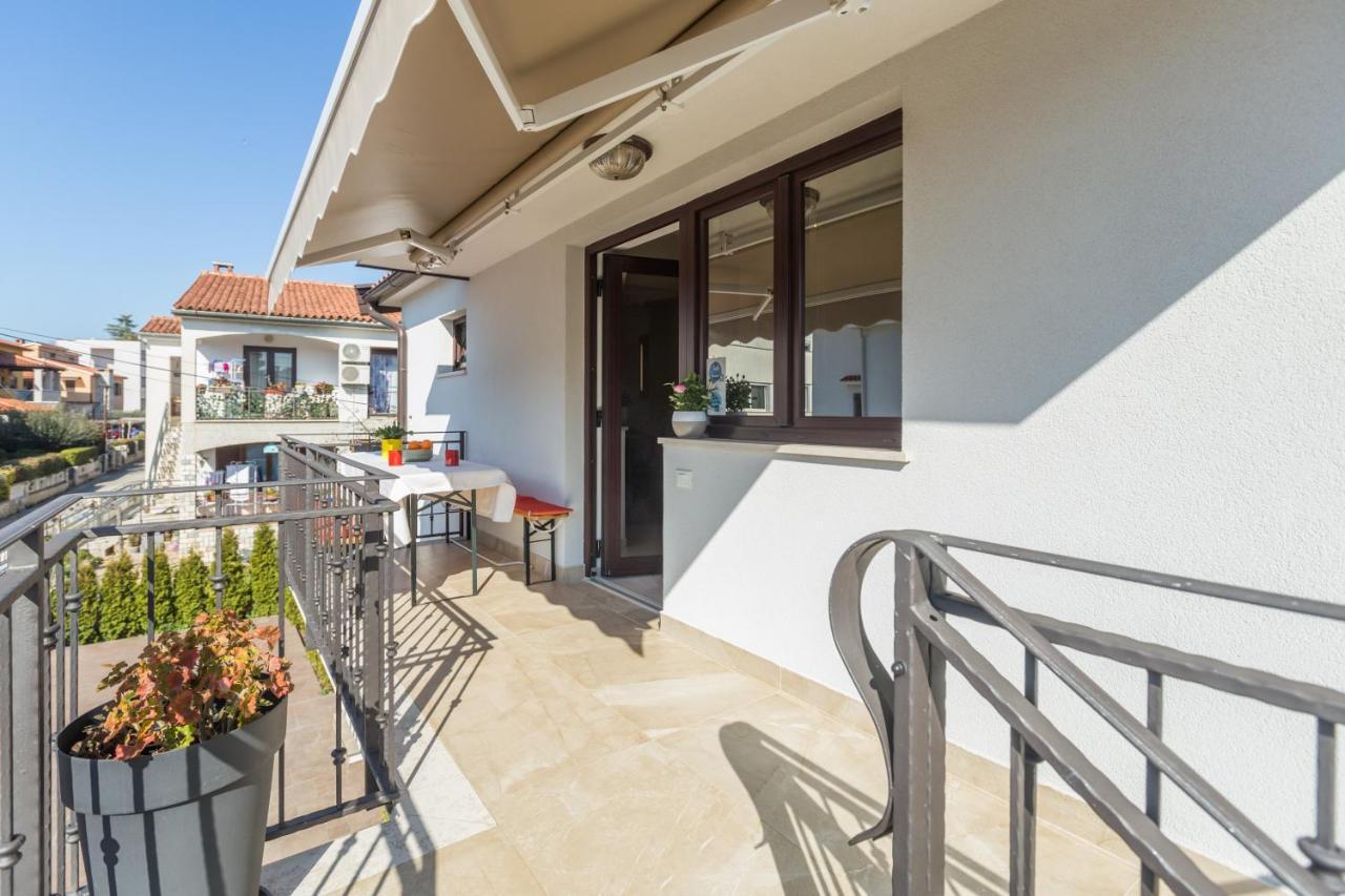 Alex Deluxe Apartments On Beach Porec Luaran gambar