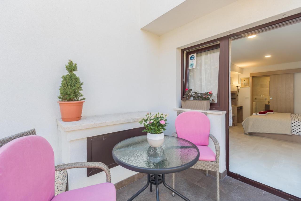 Alex Deluxe Apartments On Beach Porec Luaran gambar